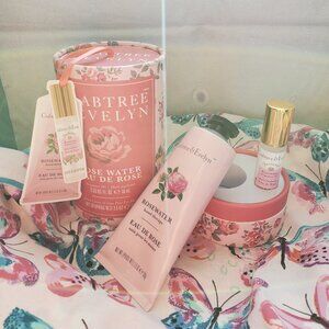 New Crabtree & Evelyn Rosewater Hand Cream and Fragrance Oil Giftset